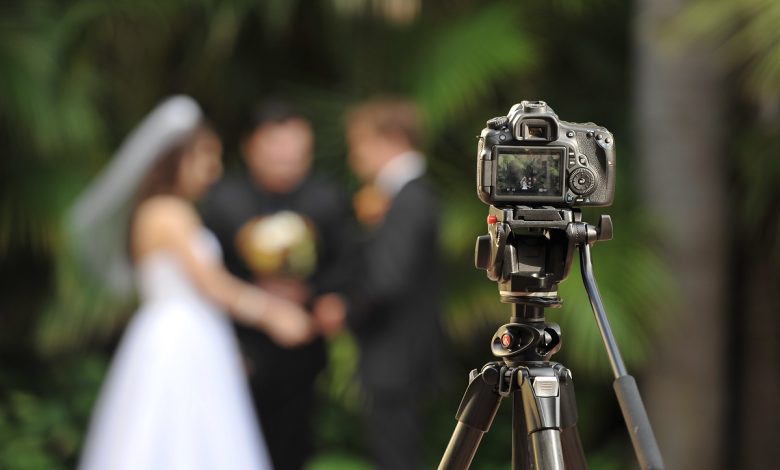 هزینه آتلیه عکاسی عروسی در سال 1402 نسبت به سال‌های گذشته افزایش قابل‌توجهی داشته است. به‌طورکلی هزینه آتلیه براساس تجهیزات عکاسی و فیلم‌برداری، تهیه کلیپ مراسم فرمالیته و مراسم اصلی، تهیه آلبوم عکس دیجیتال یا چاپی تعیین می‌شود.