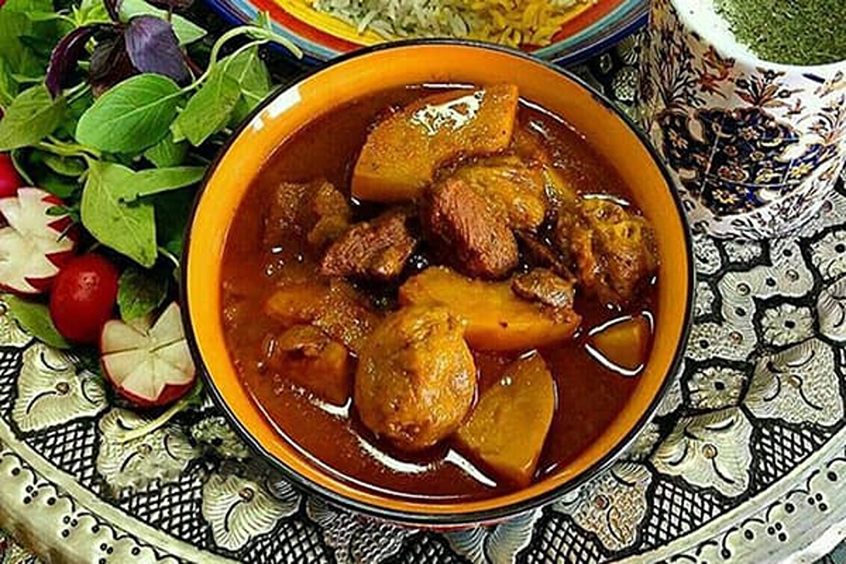 خورشت آلو با اردک